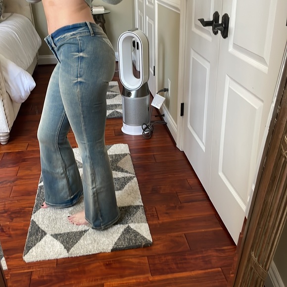 BDG flare low rise jean - Picture 8 of 8